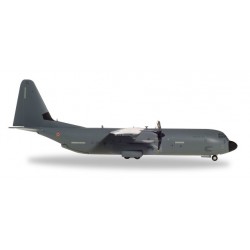 French Air Force C-130J-30 Super Hercules ET02.061 Franche-Comté 1/200 HERPA HA559522