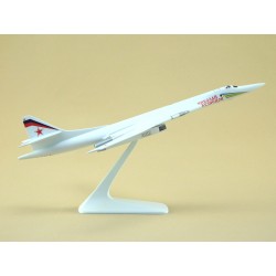  Tupolev Tu-160 "Nikolai Kuznetsov" 1/200 Russian Air Force