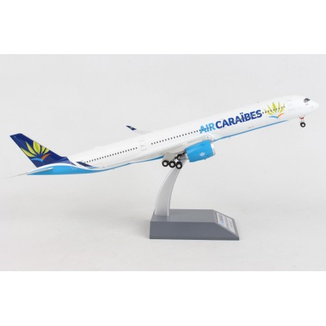 AIRBUS A350-1041 " Air Caraïbes " F-HMIL   INFLIGHT 1/200